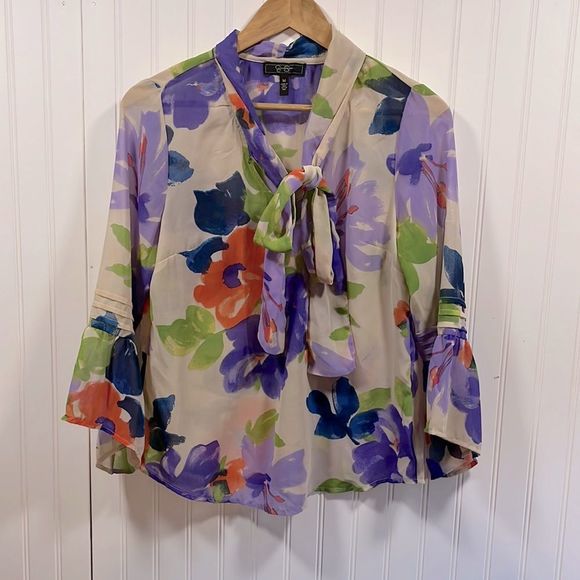 Jessica Simpson Tops - Jessica Simpson floral sheer bell sleeve blouse
